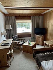 Hotel Edelweiss Zimmer  (&copy;Foto: ANdrea Vodermayr)